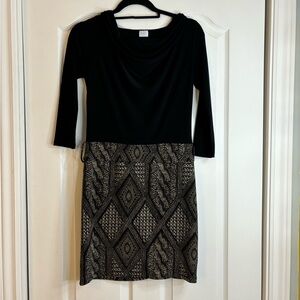 Elegant Suzy Shier Patterned Dress